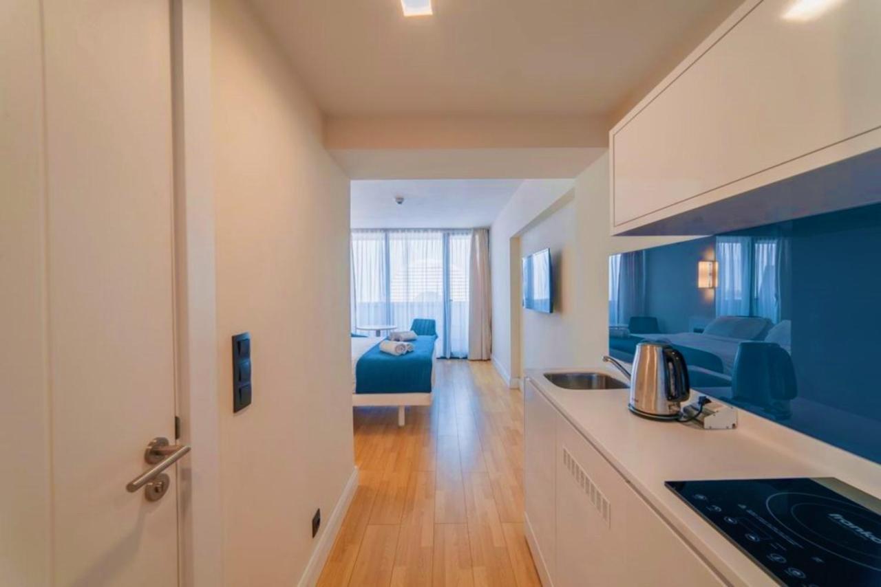 Delux Sea View Aparthotel In Orbi City Batumi Zewnętrze zdjęcie