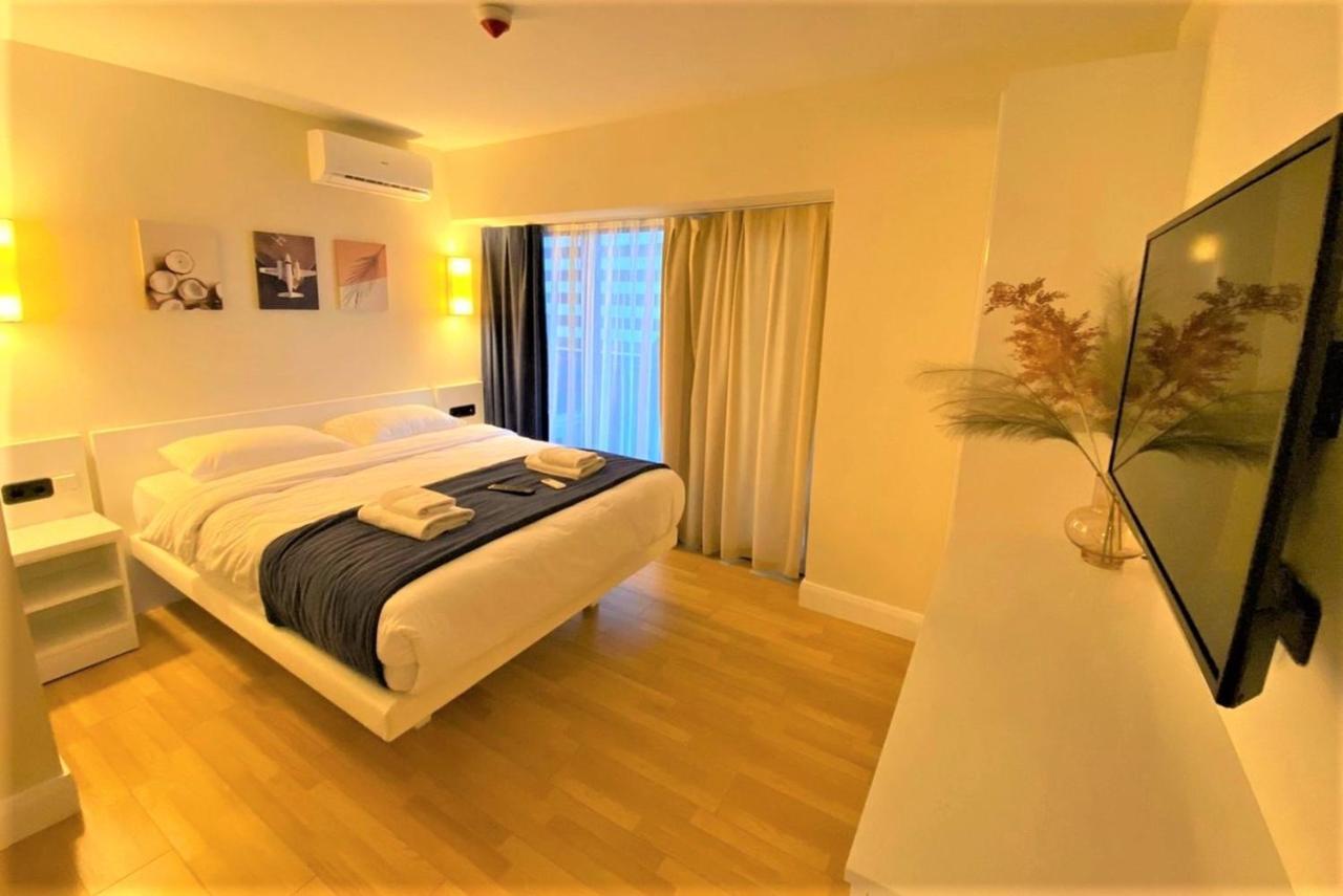 Delux Sea View Aparthotel In Orbi City Batumi Zewnętrze zdjęcie